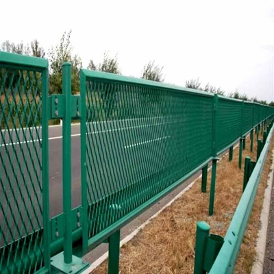 江门桥上防抛网安装 公路框架护栏图片 绿化带隔离栅